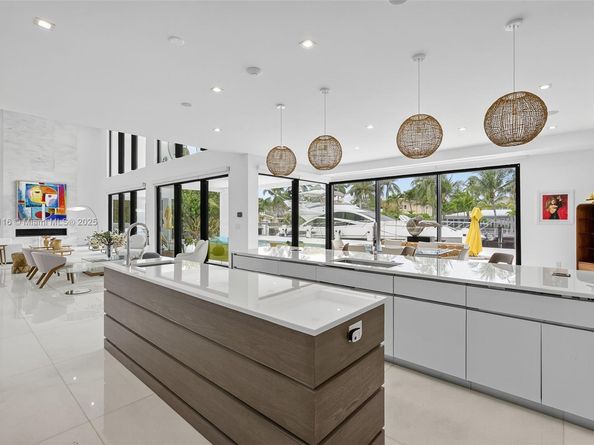 401 Lido Dr, Fort Lauderdale FL 33301