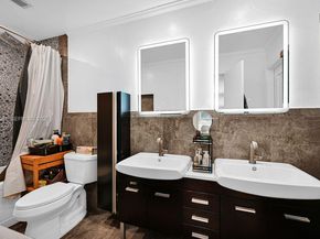 7700 SW 139th Ter, Palmetto Bay FL 33158