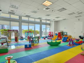 1111 SW 1st Ave 721N, Miami FL 33130