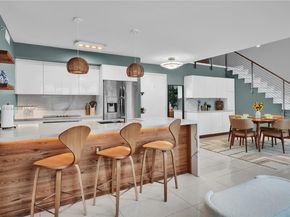 1111 SW 1st Ave 721N, Miami FL 33130