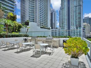 1111 SW 1st Ave 721N, Miami FL 33130