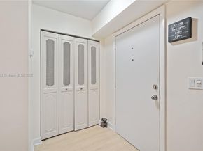 424 SE 10th St 104, Dania Beach FL 33004