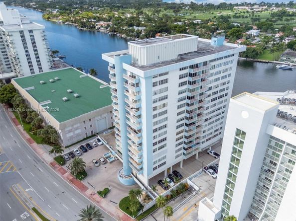 5838 Collins Ave 6H, Miami Beach FL 33140