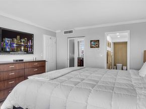 5838 Collins Ave 6H, Miami Beach FL 33140