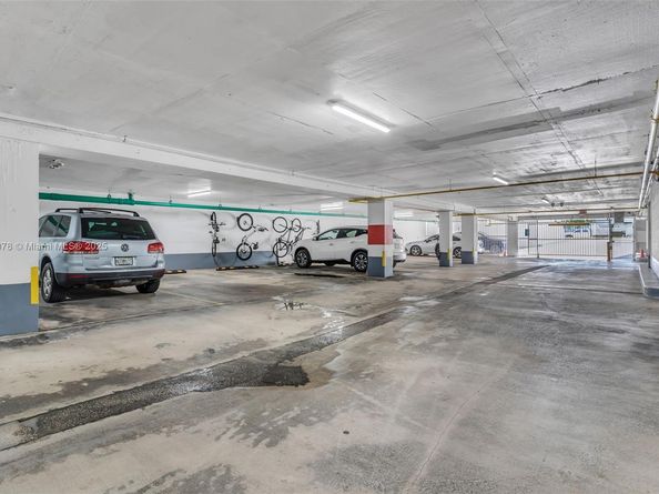 5838 Collins Ave 6H, Miami Beach FL 33140