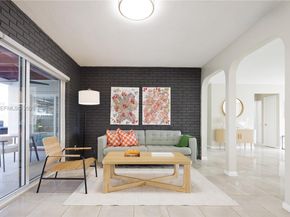 609 S Crescent Dr, Hollywood FL 33021