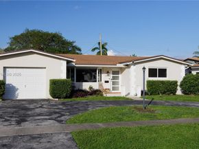 609 S Crescent Dr, Hollywood FL 33021