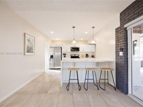 609 S Crescent Dr, Hollywood FL 33021