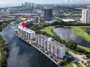 300 Diplomat Pkwy 204, Hallandale Beach FL 33009