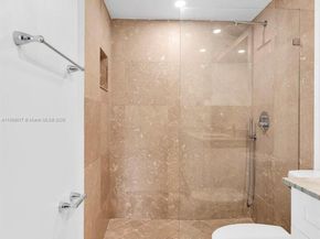 300 Diplomat Pkwy 204, Hallandale Beach FL 33009