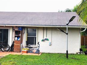 7707 SW 8th St, North Lauderdale FL 33068