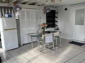 952 E 19th St, Hialeah FL 33013