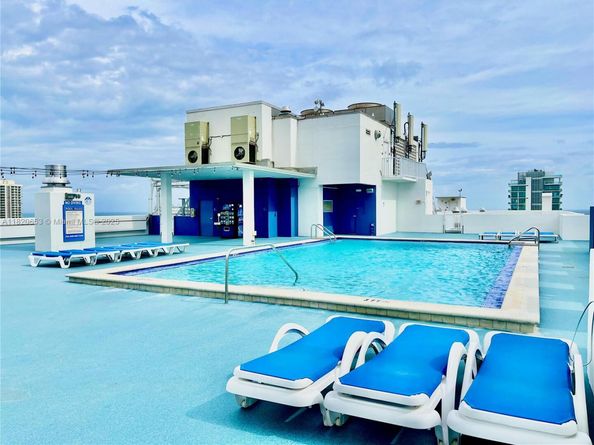 401 69th St 405, Miami Beach FL 33141
