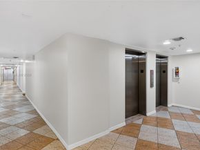 2630 SW 28th St 51, Miami FL 33133