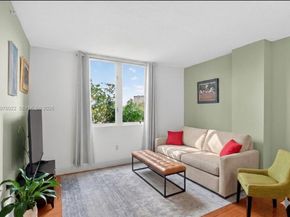 2630 SW 28th St 51, Miami FL 33133