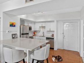 2630 SW 28th St 51, Miami FL 33133