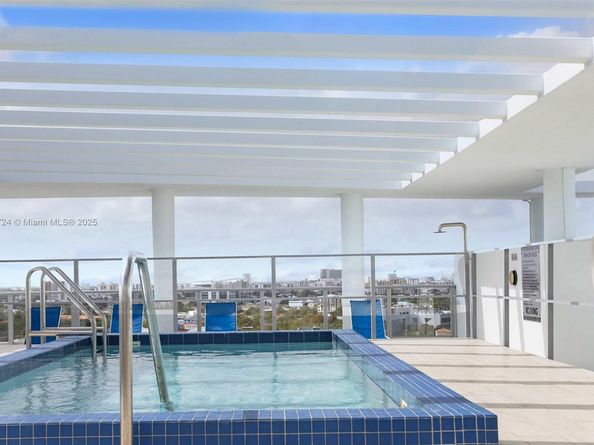 1600 SW 1st Ave 704, Miami FL 33129