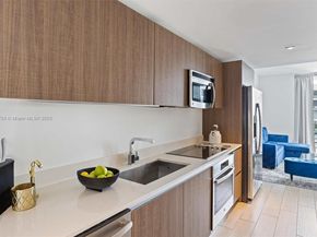 1600 SW 1st Ave 704, Miami FL 33129