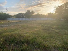 24105 SW 124th Ave, Homestead FL 33032