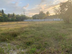 24105 SW 124th Ave, Homestead FL 33032