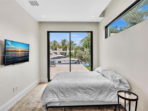 13045 Coronado Ter, North Miami FL 33181