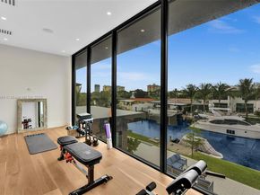 13045 Coronado Ter, North Miami FL 33181