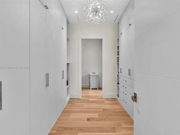 13045 Coronado Ter, North Miami FL 33181