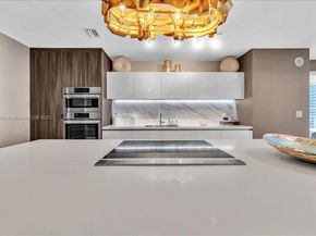 851 NE 1st Ave 3711, Miami FL 33132