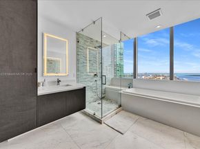 851 NE 1st Ave 3711, Miami FL 33132