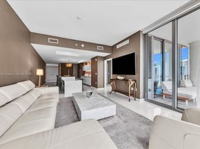 851 NE 1st Ave 3711, Miami FL 33132