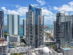 851 NE 1st Ave 3711, Miami FL 33132