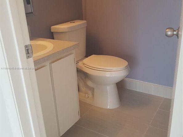 2600 Collins Ave 309, Miami Beach FL 33140