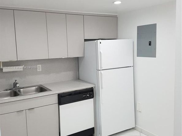 2600 Collins Ave 309, Miami Beach FL 33140