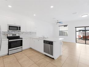 10582 W 33rd Ln, Hialeah FL 33018