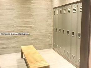 45 SW 9th St 3009, Miami FL 33130