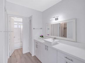 1345 Lincoln Rd 501, Miami Beach FL 33139