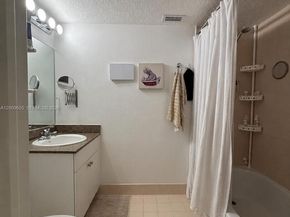 630 85th St 101, Miami Beach FL 33141