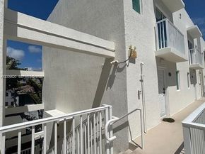 630 85th St 101, Miami Beach FL 33141