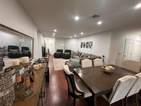 4400 NW 30th St 224, Coconut Creek FL 33066