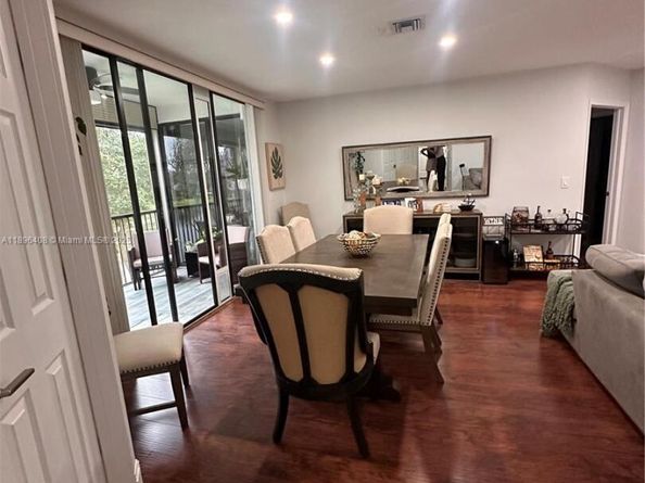 4400 NW 30th St 224, Coconut Creek FL 33066