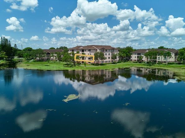 4400 NW 30th St 224, Coconut Creek FL 33066