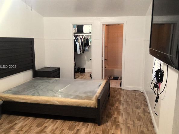 2930 NW 87th Ter, Miami FL 33147