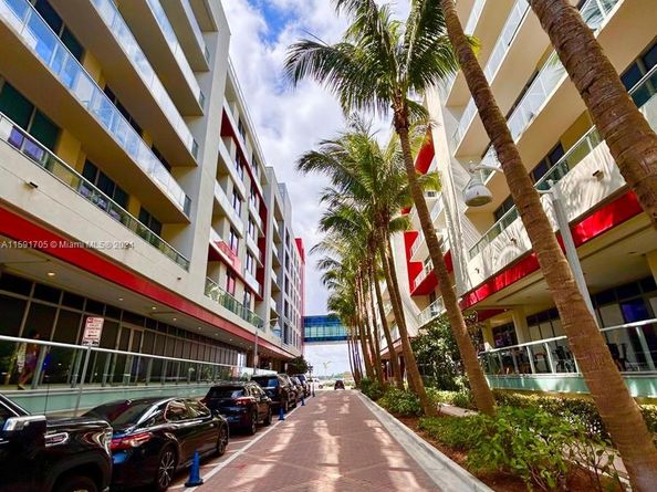 777 N Ocean Dr N302, Hollywood FL 33019