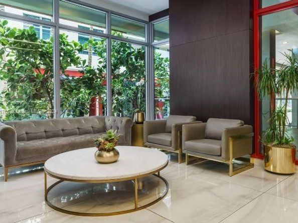 777 N Ocean Dr N302, Hollywood FL 33019