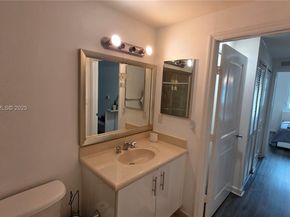 7900 Harbor Island Dr 703, North Bay Village FL 33141