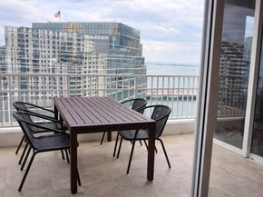701 Brickell Key Blvd 1611, Miami FL 33131