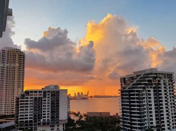 701 Brickell Key Blvd 1611, Miami FL 33131