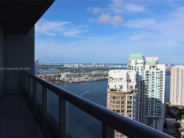 475 Brickell Ave 4207, Miami FL 33131