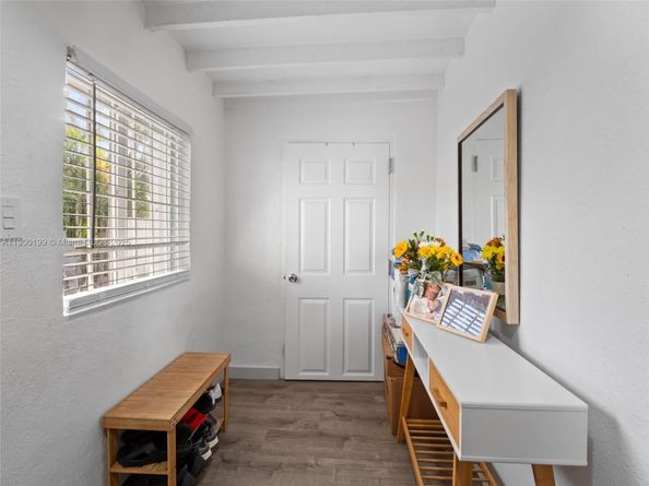 8401 NW 24th Pl, Miami FL 33147