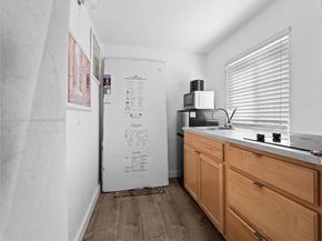 8401 NW 24th Pl, Miami FL 33147